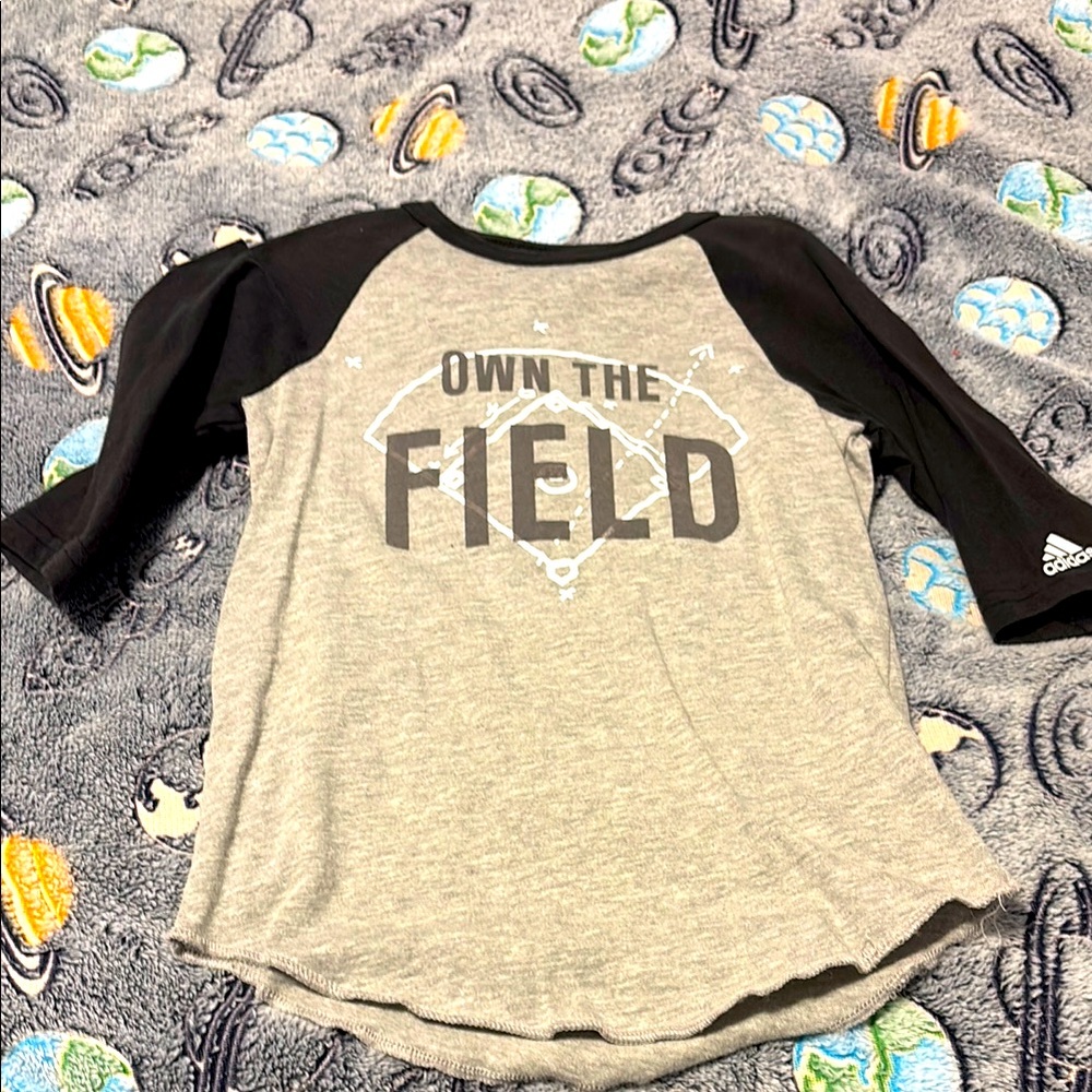 Adidas Black and Gray Baseball Tee Size X-Small